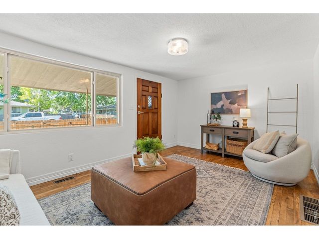 1321 E 5th St, Loveland, CO 80537