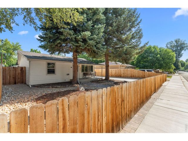1321 E 5th St, Loveland, CO 80537