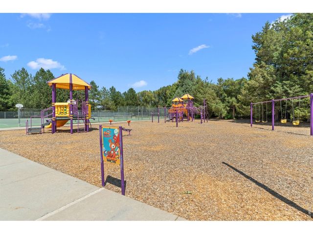 1321 E 5th St, Loveland, CO 80537