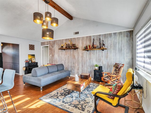 7282 Shady Corners Lane, Houston, TX 77040