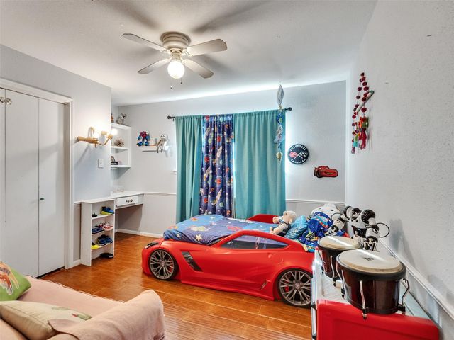 7282 Shady Corners Lane, Houston, TX 77040