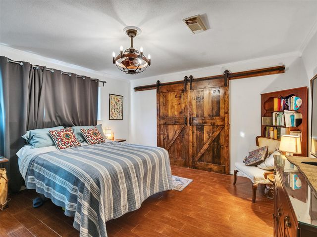 7282 Shady Corners Lane, Houston, TX 77040