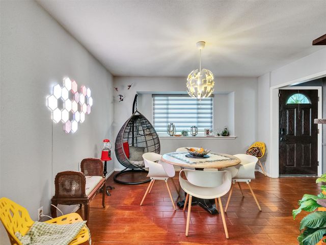 7282 Shady Corners Lane, Houston, TX 77040