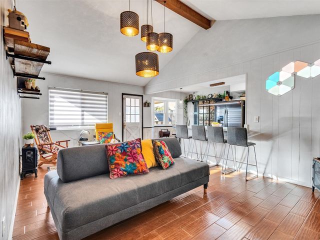 7282 Shady Corners Lane, Houston, TX 77040