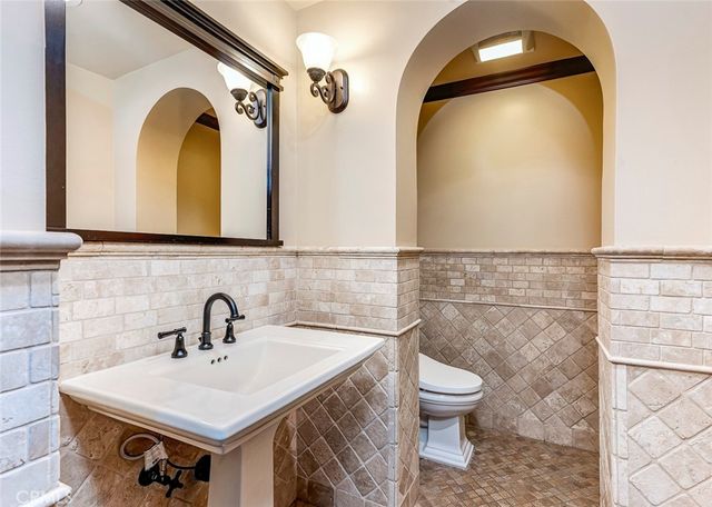 2310 Morelia, Fullerton, CA 92835
