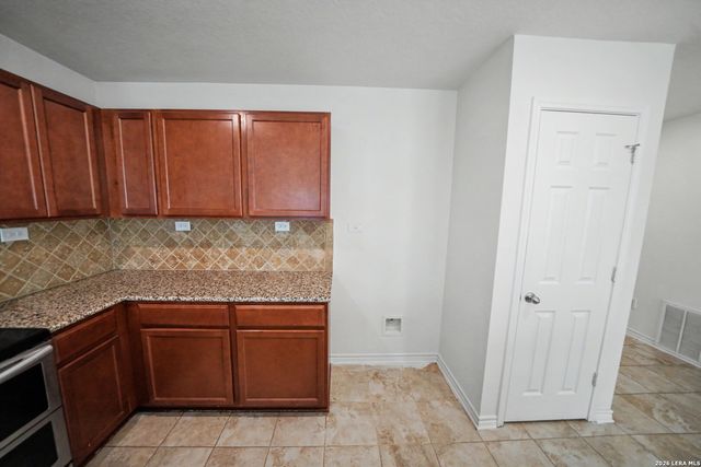 7506 Copper Cove, Converse, TX 78109