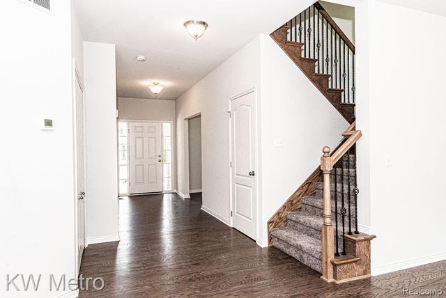 34608 John Bartley Circle, Sterling Heights, MI 48310