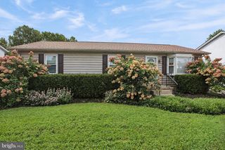 6723 HUNTLAND DR, Bealeton, VA 22712