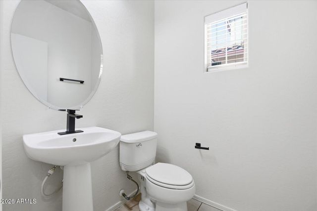 8428 W LEWIS Avenue, Phoenix, AZ 85037