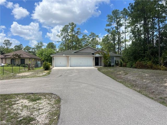 685 Desoto BLVD N, Naples, FL 34120