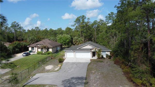 685 Desoto BLVD N, Naples, FL 34120