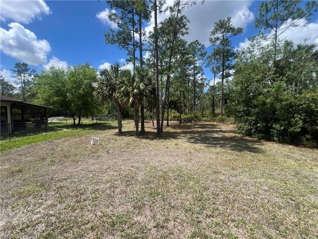 685 Desoto BLVD N, Naples, FL 34120