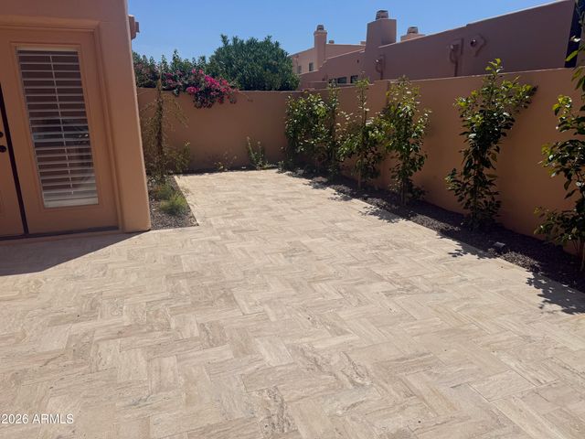 7749 E MONTEBELLO Avenue, Scottsdale, AZ 85250