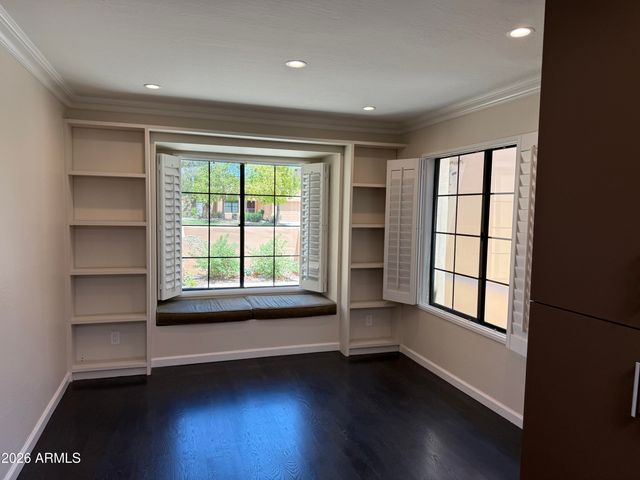 7749 E MONTEBELLO Avenue, Scottsdale, AZ 85250