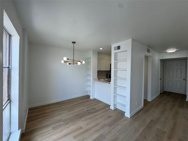 5510 Boca Raton Boulevard 431, Fort Worth, TX 76112