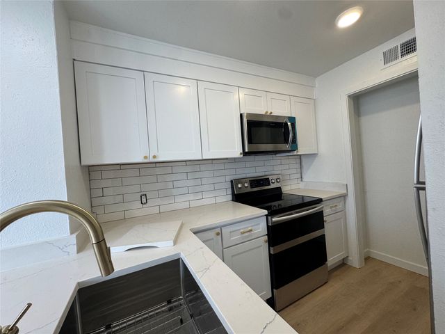 5510 Boca Raton Boulevard 431, Fort Worth, TX 76112