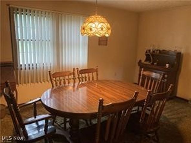 1283 Stillwagon Road SE, Warren, OH 44484