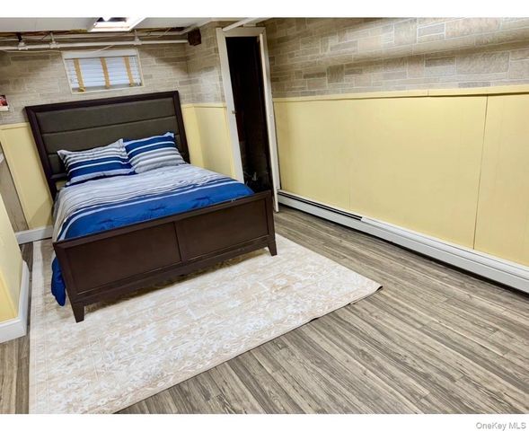 9 Valleywood Drive, Huntington Station, NY 11746