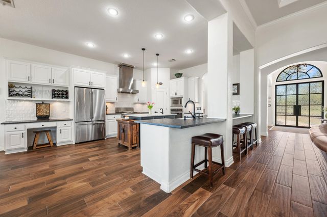 3127 La Ventana PKWY, Driftwood, TX 78619