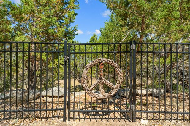 3127 La Ventana PKWY, Driftwood, TX 78619