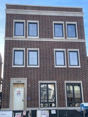 1509 W School Street 3, Chicago, IL 60657