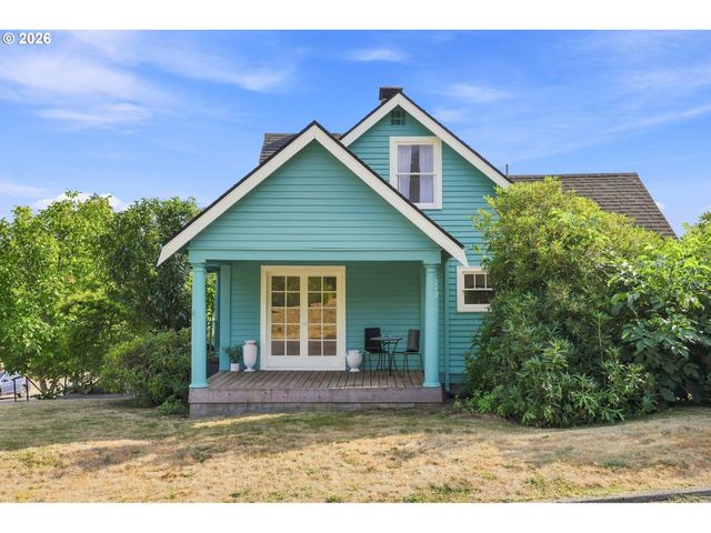 1235 Sw CHELTENHAM St, Portland, OR 97239
