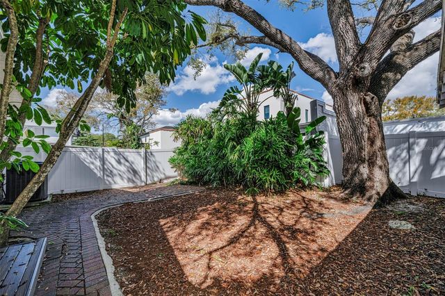 2909 W SAN ISIDRO STREET, Tampa, FL 33629