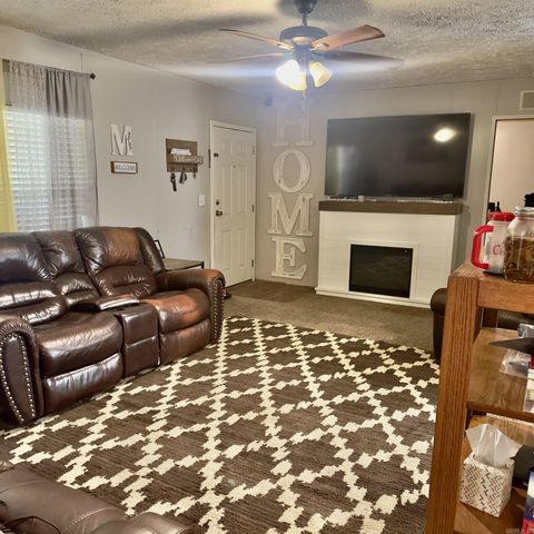 2572 Sand Road, Malvern, AR 72104