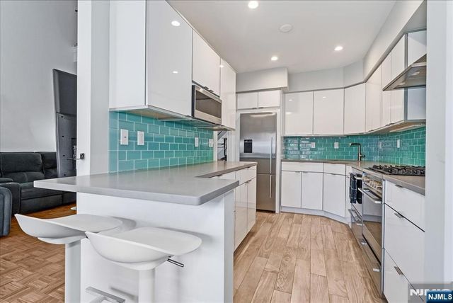 361 Claremont Avenue 11, Montclair, NJ 07042