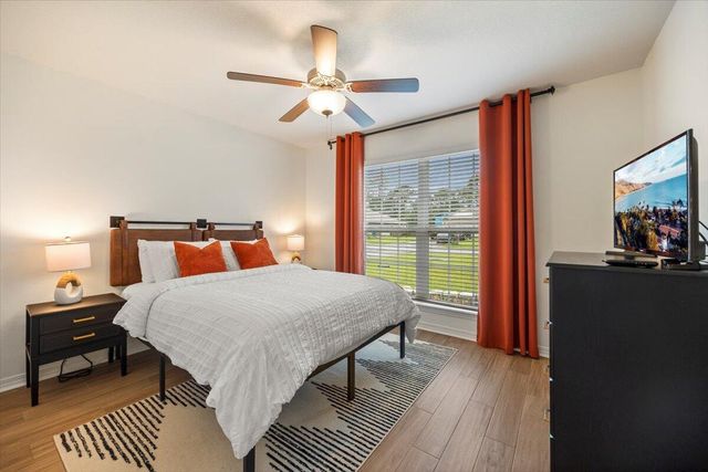 8174 Tavira Street, Navarre, FL 32566