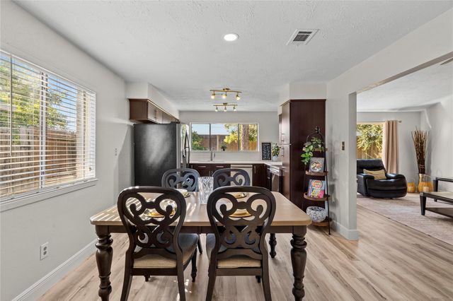 6305 Silver Leaf Dr, League City, TX 77573
