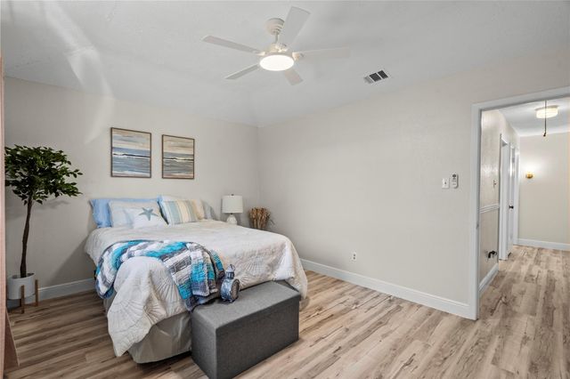 6305 Silver Leaf Dr, League City, TX 77573