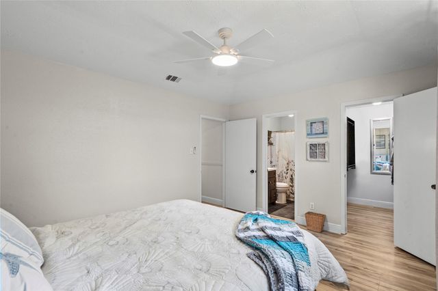 6305 Silver Leaf Dr, League City, TX 77573