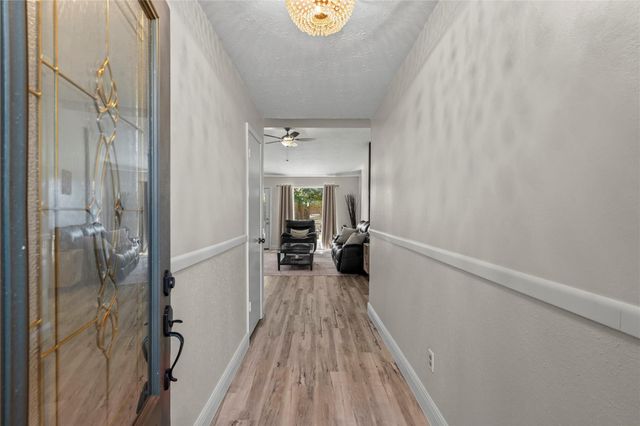 6305 Silver Leaf Dr, League City, TX 77573