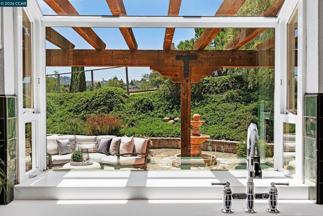 11433 Wildcat Ct, Dublin, CA 94568