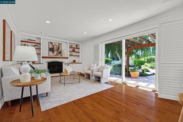 11433 Wildcat Ct, Dublin, CA 94568