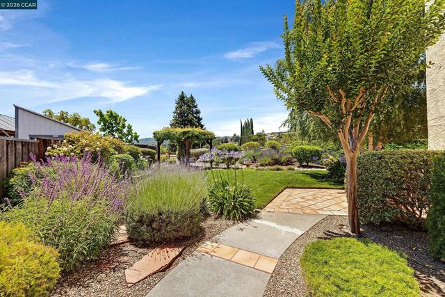 11433 Wildcat Ct, Dublin, CA 94568