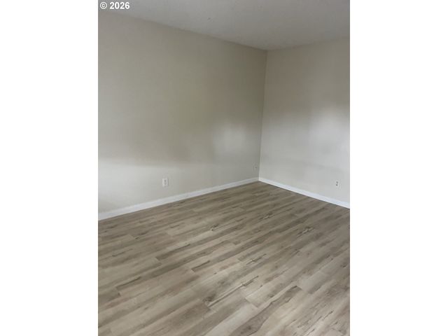 2611 Se 130TH Ave, Portland, OR 97236