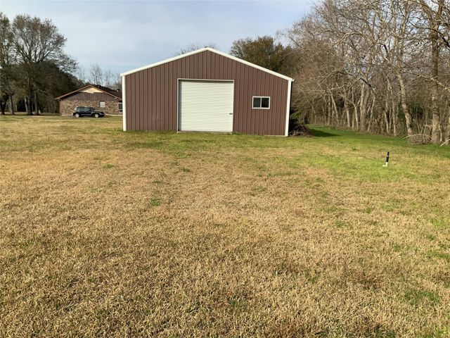 168 County Road 6057, Dayton, TX 77535
