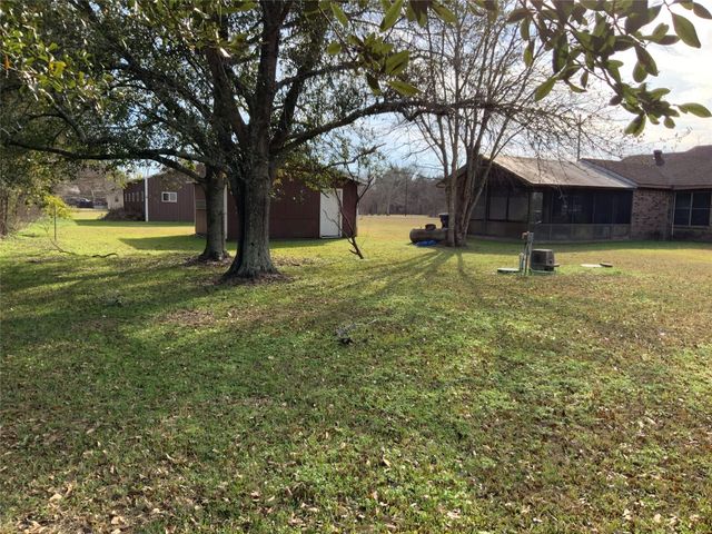 168 County Road 6057, Dayton, TX 77535