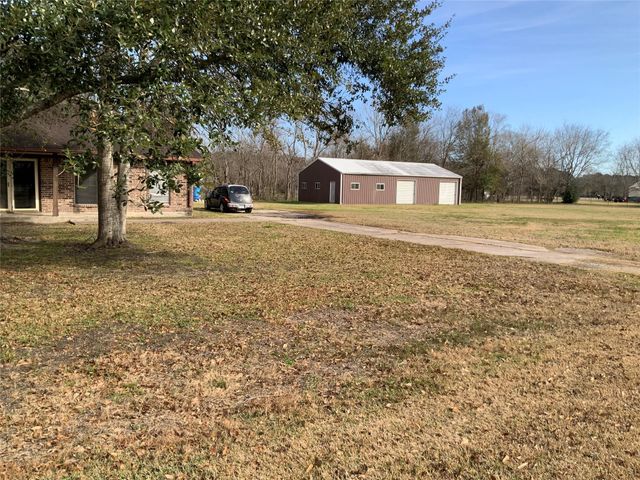 168 County Road 6057, Dayton, TX 77535