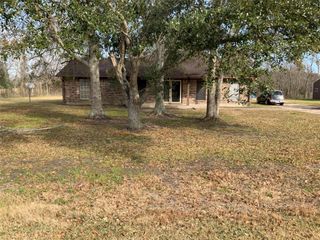 168 County Road 6057, Dayton, TX 77535