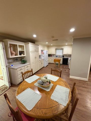 880 TX-83, Loop, TX 79342