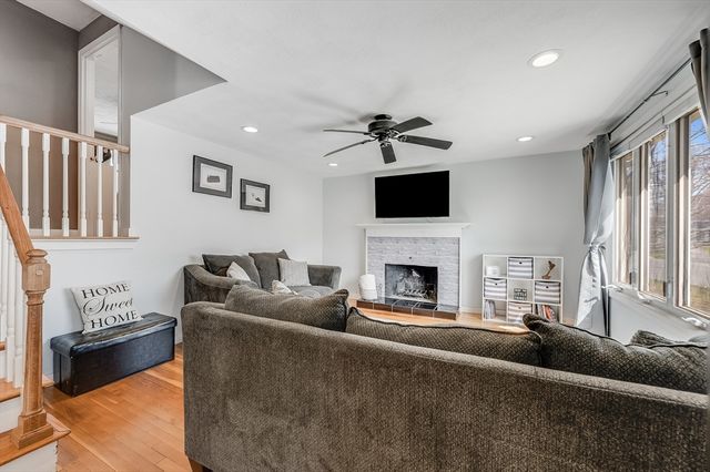 72 Norwich Rd, Brockton, MA 02302