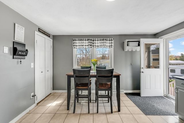 72 Norwich Rd, Brockton, MA 02302