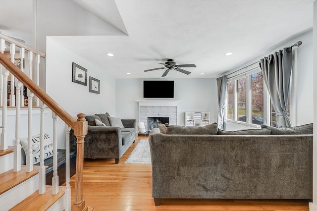 72 Norwich Rd, Brockton, MA 02302