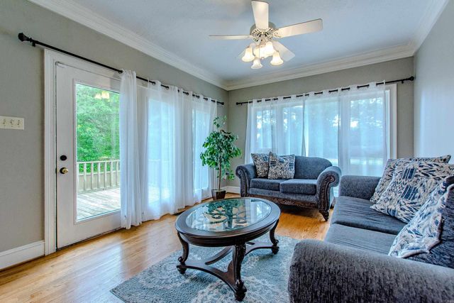 1 Club Manor Drive, Maumelle, AR 72113