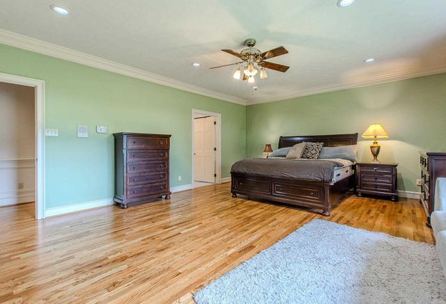 1 Club Manor Drive, Maumelle, AR 72113