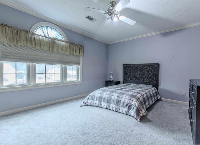 1 Club Manor Drive, Maumelle, AR 72113