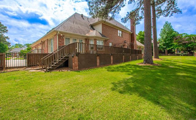 1 Club Manor Drive, Maumelle, AR 72113